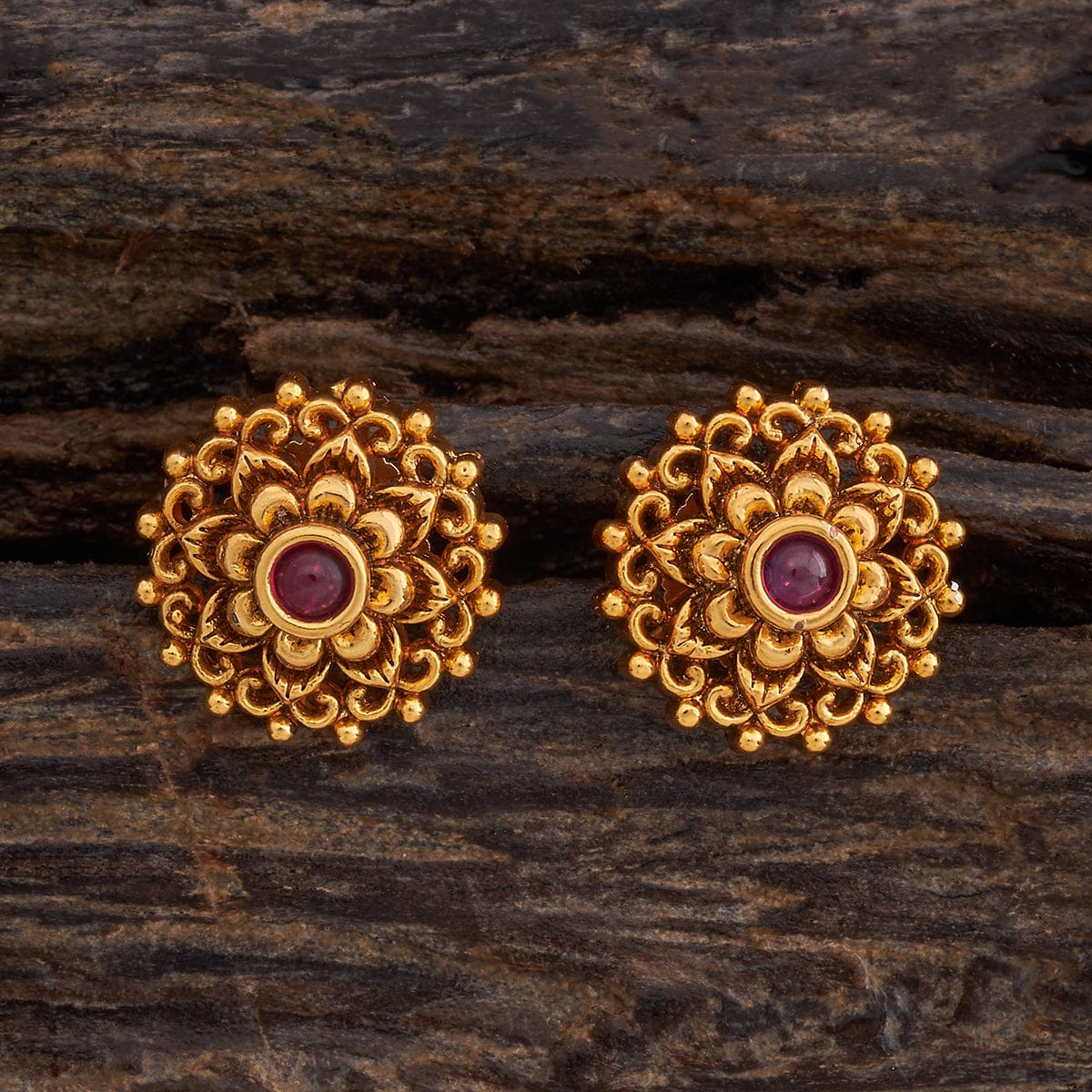 Antique Earring 180075